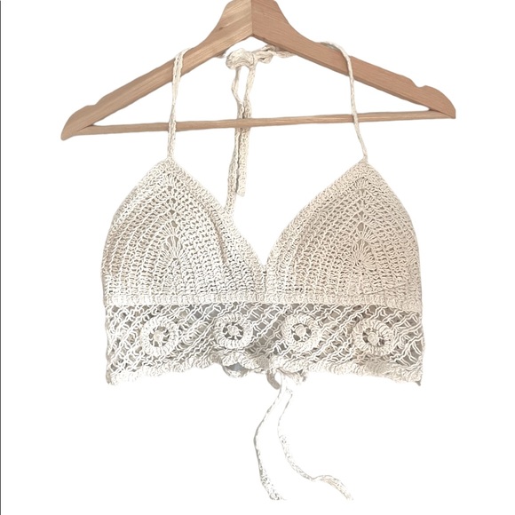 White Summer Crochet Bohemian Bralette Crop Top - Picture 1 of 3